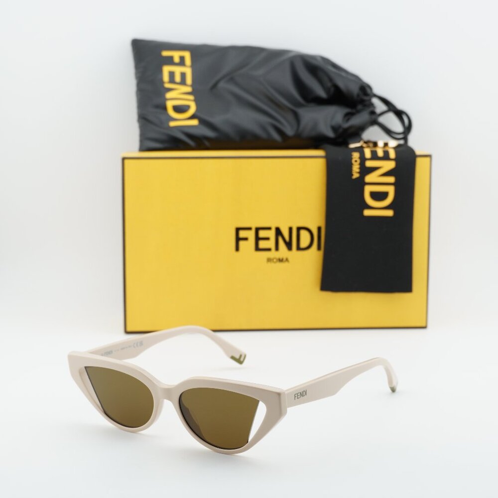 Fendi FE40009I 57J Cat Eye Sunglasses - Shiny Brown / Brown